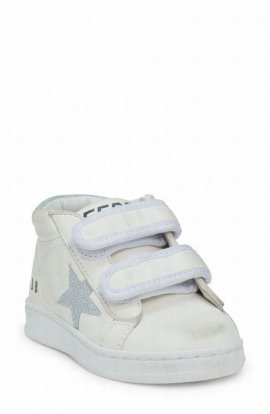 Kids' June Glitter Star Mid Top Sneaker In White/ Silver